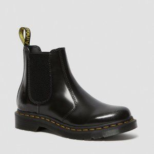 Women's Sz 8 Doc Martens